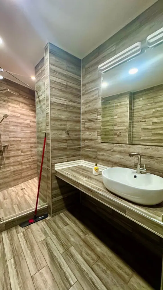 Apartment 316 photo 37